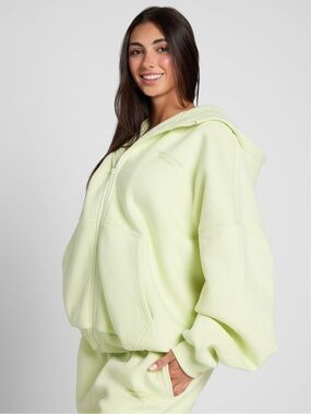 Comfrt Pastel Zip Hoodie Honeydew Mega Oversized Size L NWT